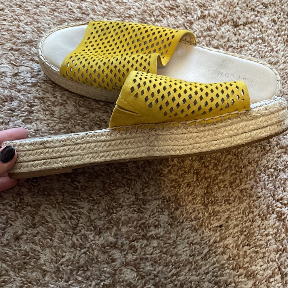 Caslon Cammy Platform Slide Sandal Mustard Suede - image 3